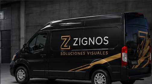 Vehículo corporativo con rotulación ZIGNOS